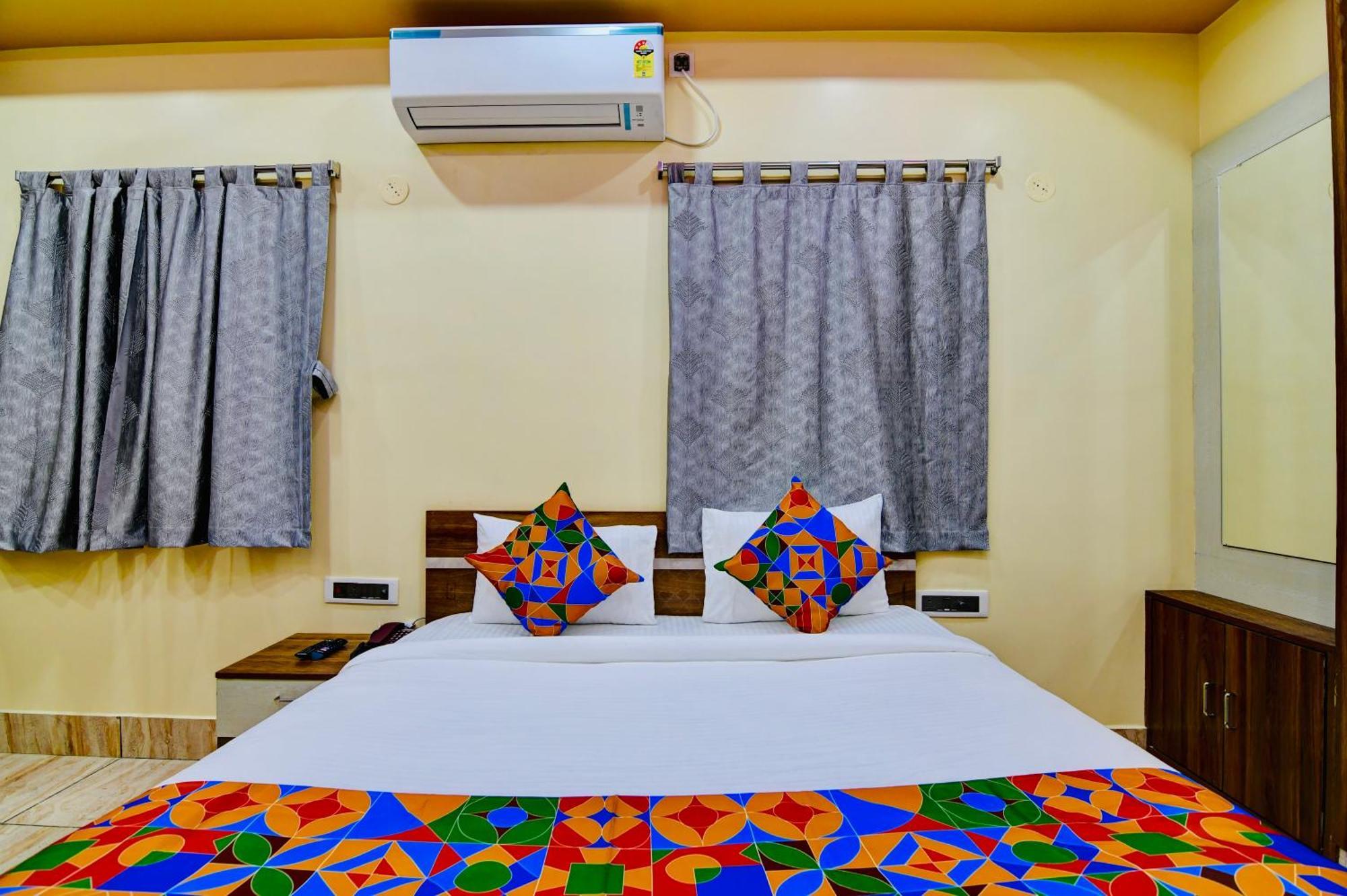 Hotel Kanan Inn Kolkata Exterior photo