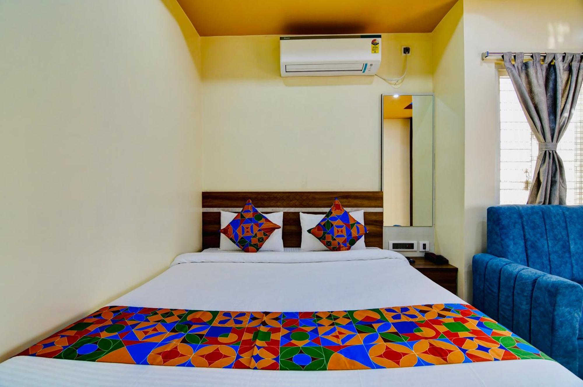 Hotel Kanan Inn Kolkata Exterior photo